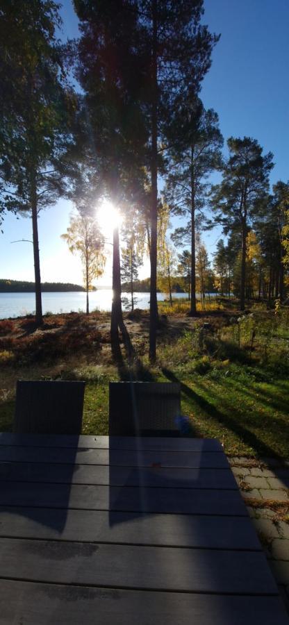 Lakeside Log Cabin Fraemby Udde Falun Bagian luar foto