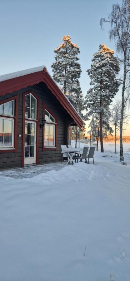 Lakeside Log Cabin Fraemby Udde Falun Ruang foto